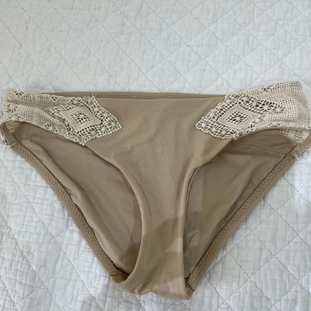Becca bikini bottoms